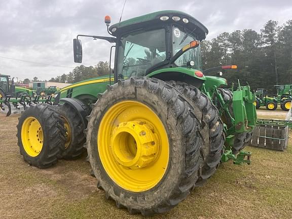 Image of John Deere 8320R equipment image 3