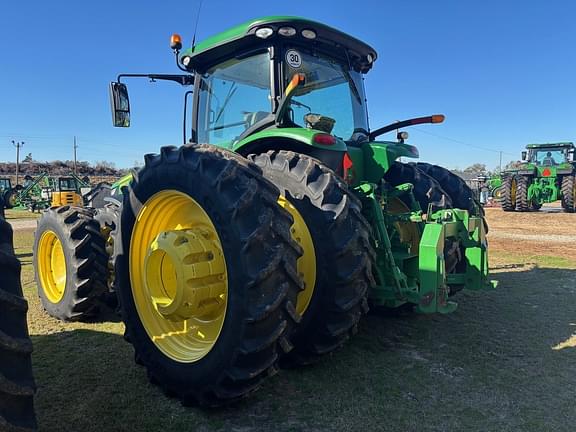 Image of John Deere 8320R equipment image 3