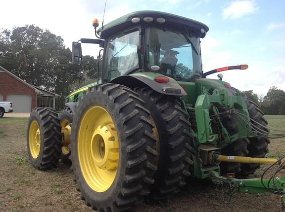 Image of John Deere 8320R equipment image 3