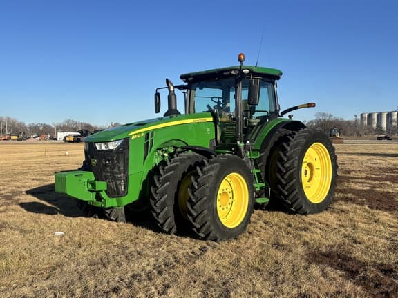 Image of John Deere 8320R Primary image