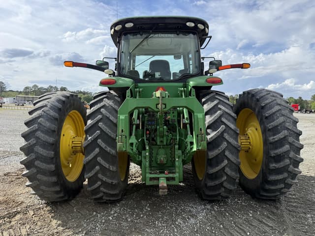 Image of John Deere 8320R equipment image 3