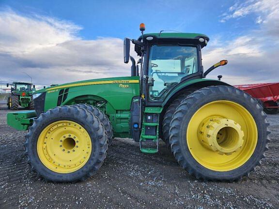 Image of John Deere 8320R equipment image 2