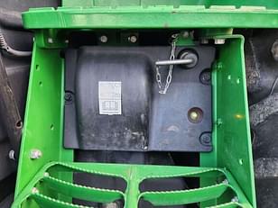 Main image John Deere 8320R 13