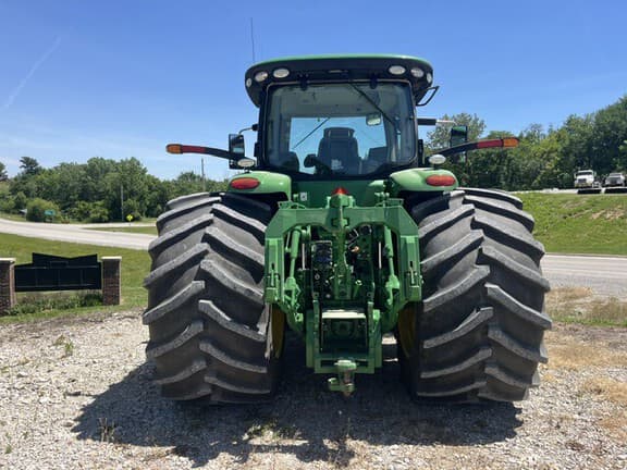 Image of John Deere 8320R equipment image 4