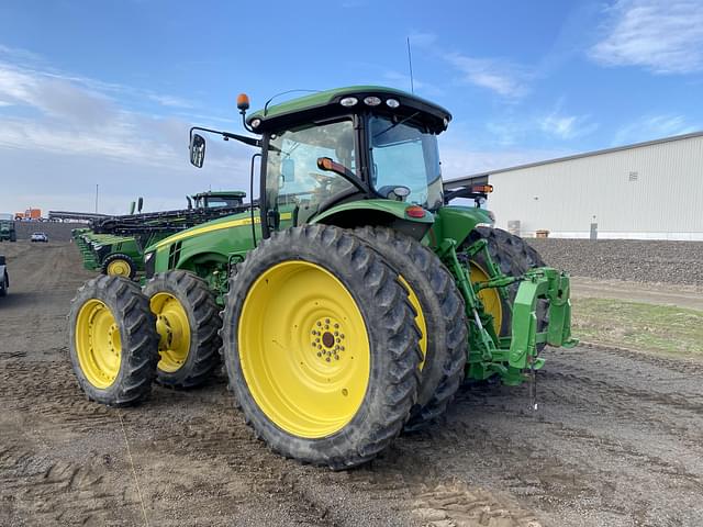 Image of John Deere 8320R equipment image 3