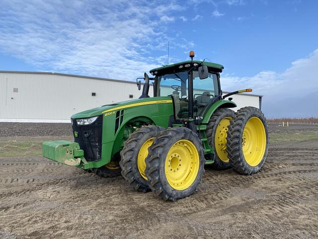 Image of John Deere 8320R equipment image 1