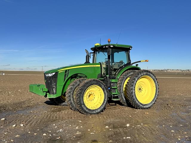 Image of John Deere 8320R equipment image 2