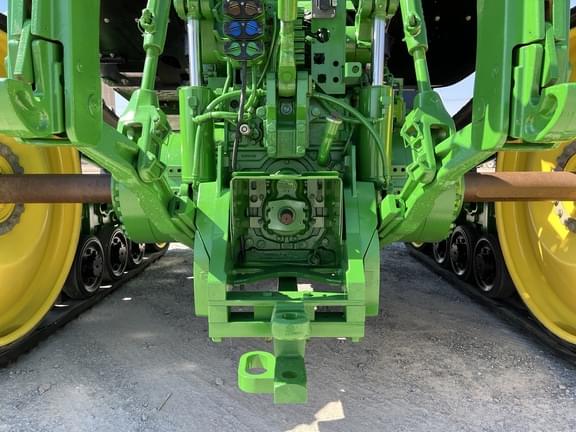 Image of John Deere 8320RT equipment image 4