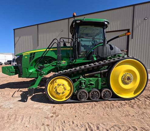 Image of John Deere 8320RT equipment image 1