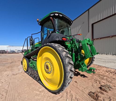 Image of John Deere 8320RT equipment image 2