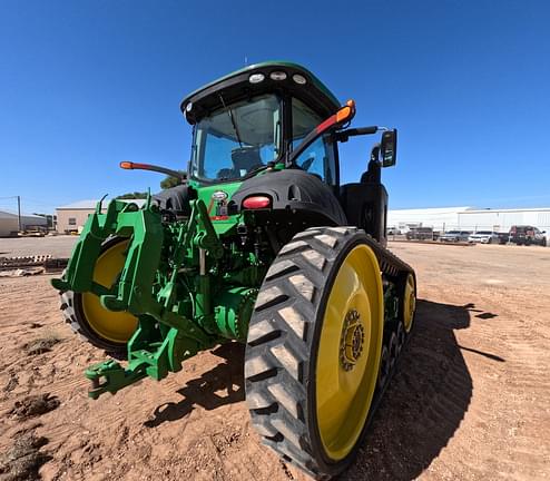 Image of John Deere 8320RT equipment image 4