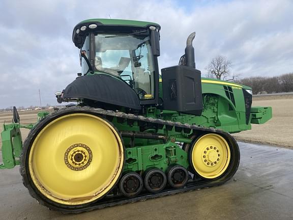 Image of John Deere 8320RT equipment image 2