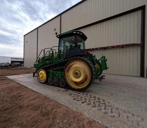 Image of John Deere 8320RT equipment image 2