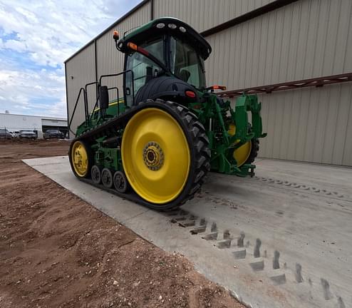 Image of John Deere 8320RT equipment image 2