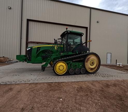 Image of John Deere 8320RT equipment image 1