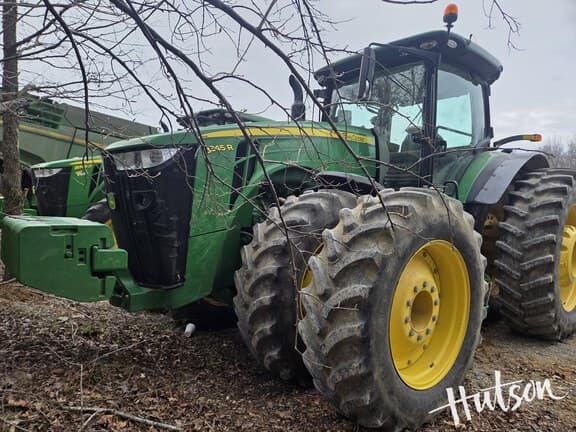 Image of John Deere 8345R equipment image 1
