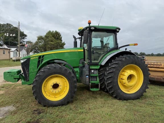 Image of John Deere 8345R equipment image 4
