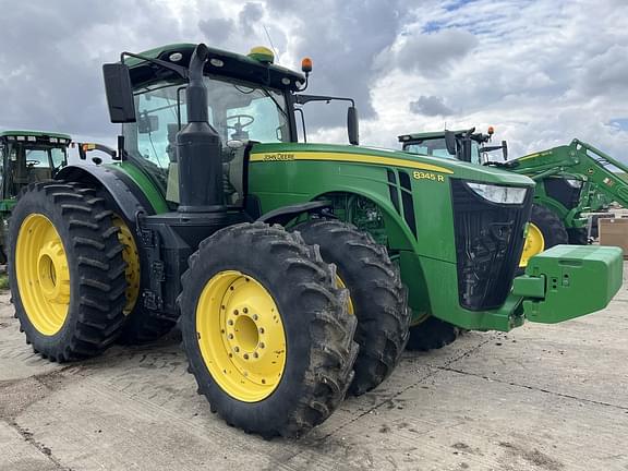 Image of John Deere 8345R equipment image 1