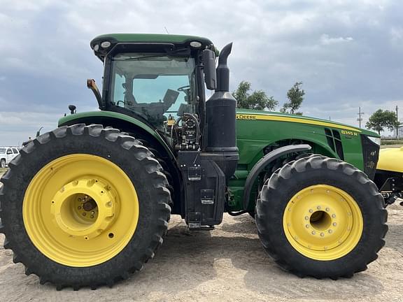 Image of John Deere 8345R equipment image 4