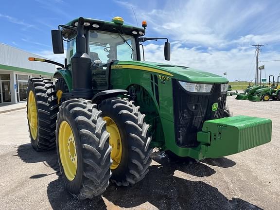 Image of John Deere 8345R equipment image 3