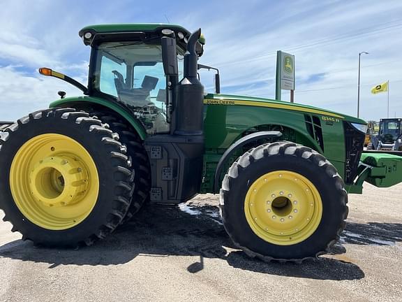 Image of John Deere 8345R equipment image 1