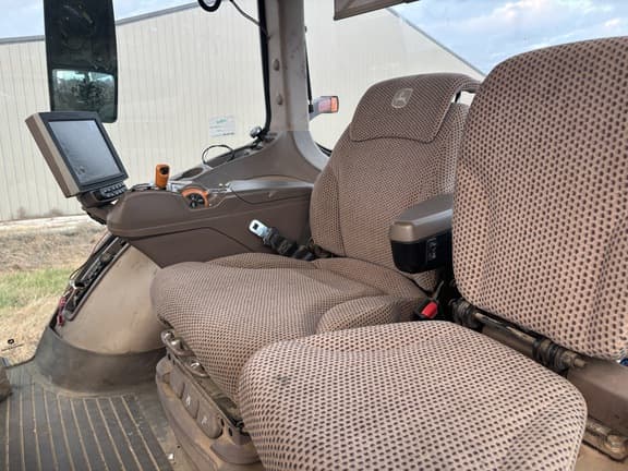 Image of John Deere 8345R equipment image 4