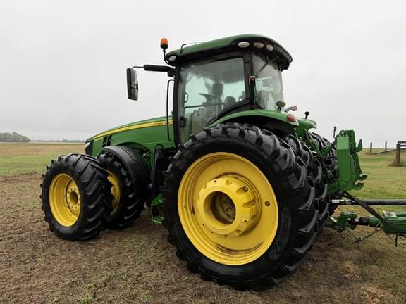 Image of John Deere 8345R equipment image 3