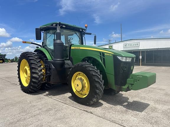 Image of John Deere 8345R equipment image 1