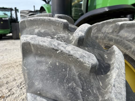 Image of John Deere 8345R equipment image 1