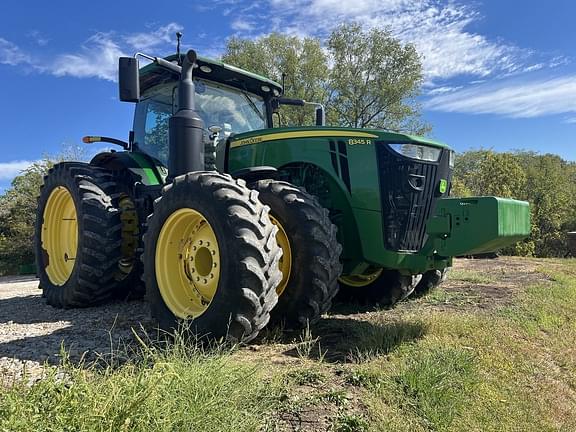 Image of John Deere 8345R equipment image 4