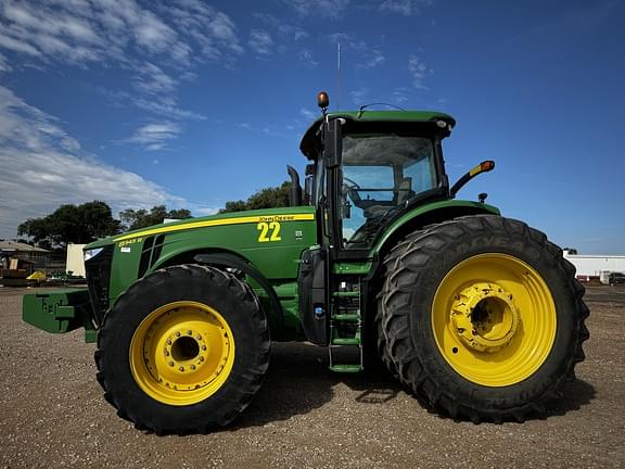 Image of John Deere 8345R equipment image 1