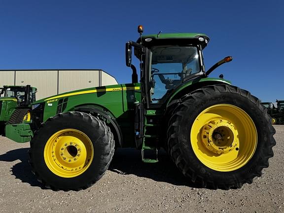 Image of John Deere 8345R equipment image 1