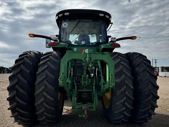 Image of John Deere 8345R equipment image 3