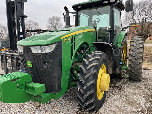 Image of John Deere 8345R equipment image 2