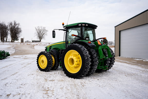 Image of John Deere 8345R equipment image 3