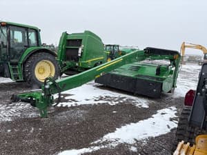 2019 John Deere 835 Image