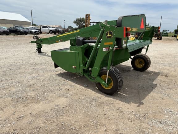 Image of John Deere 835 equipment image 2