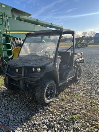 Image of John Deere XUV 835M Primary image