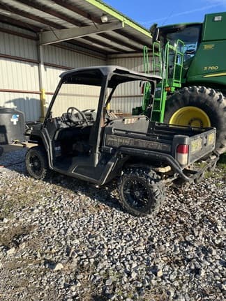 Image of John Deere XUV 835M equipment image 4