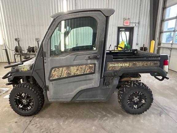 Image of John Deere XUV 835M equipment image 1