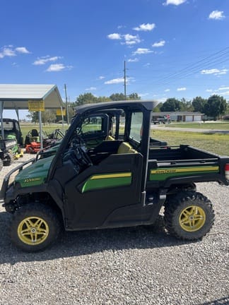 Main image John Deere XUV 835M
