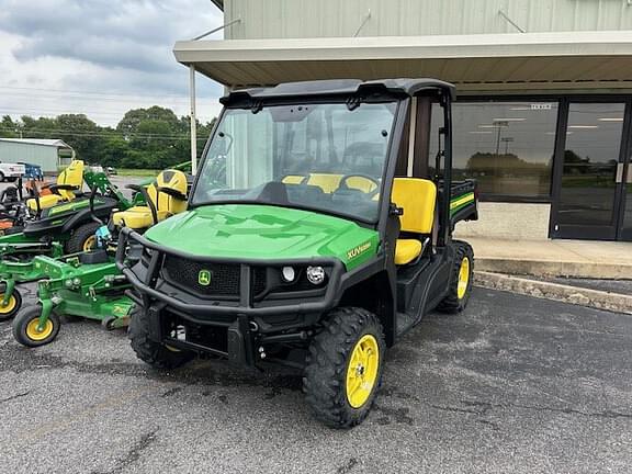 Image of John Deere XUV 835M equipment image 1