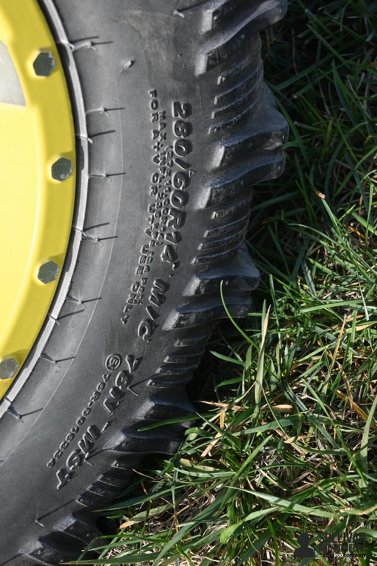Main image John Deere XUV 835M 12