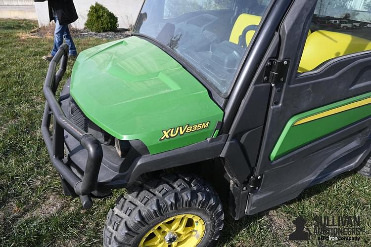 Main image John Deere XUV 835M 32