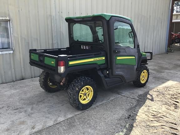 Image of John Deere XUV 835R equipment image 3