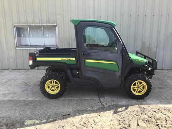 Image of John Deere XUV 835R equipment image 4