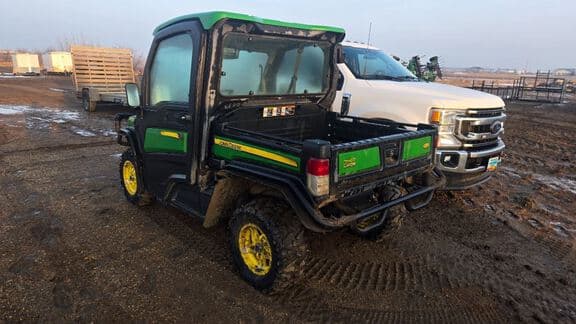Image of John Deere XUV 835R equipment image 1