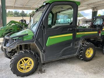Main image John Deere XUV 835R