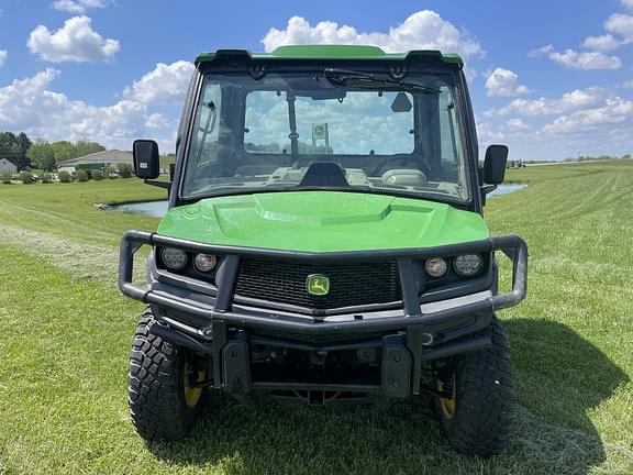 Image of John Deere XUV 835R equipment image 2