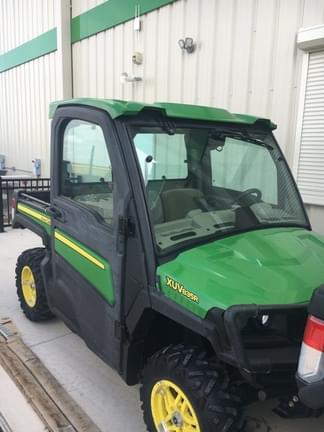 Main image John Deere XUV 835R